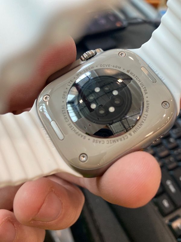 View 4 of [locked to previous owner] APPLE WATCH  ULTRA