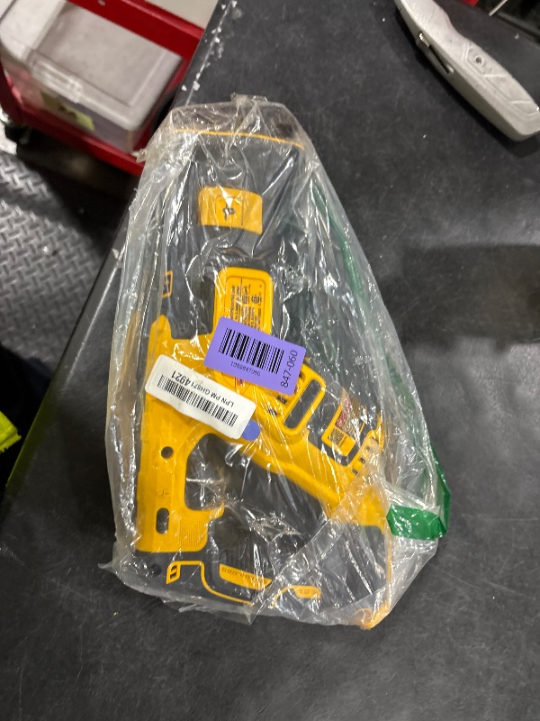 View 2 of DEWALT 20V MAX XR Brushless Compact Reciprocating Saw
