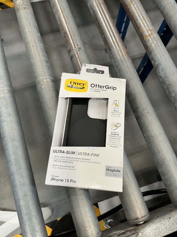 Photo 1 of OtterBox OtterGrip iPhone 15 Pro Case - Black