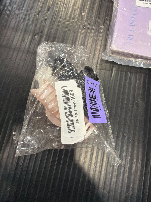 Photo 1 of ACO-UINT 2 Pack Acrylic Claw Clips