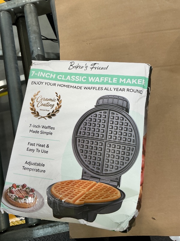 Photo 1 of Baker's Friend 7-Inch Classic Waffle Maker, Ceramic, Browning Control, 900W