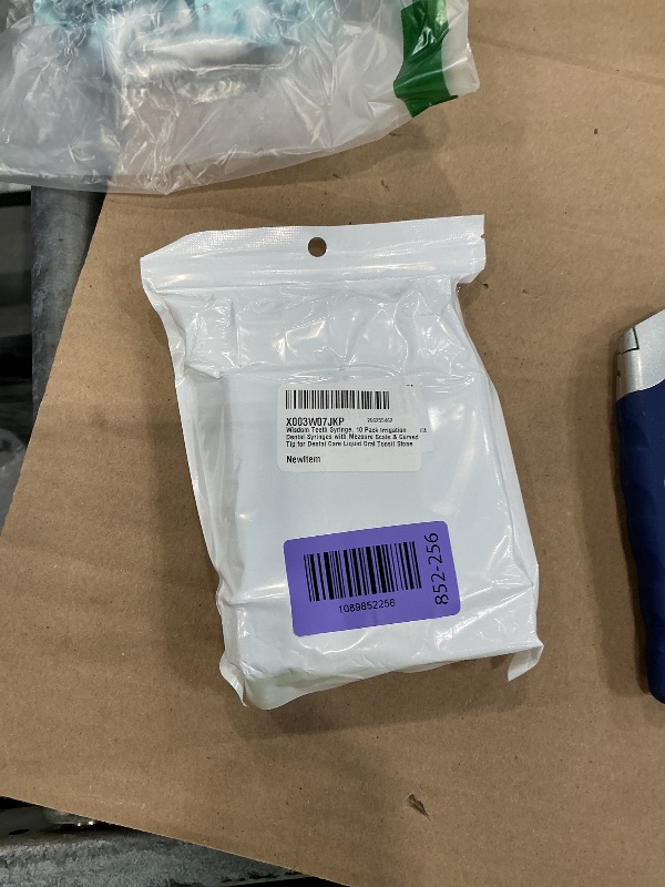 Photo 1 of HiMo 10 Pack Dental Irrigation Syringes