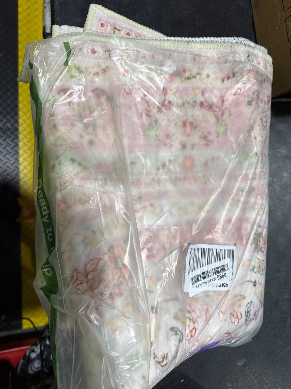 Photo 1 of Castage Boho Floral Area Rug 3'x5' Pink Machine Washable