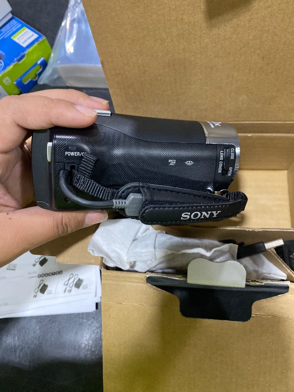 View 8 of Sony HDRCX405 HD Handycam Camcorder
