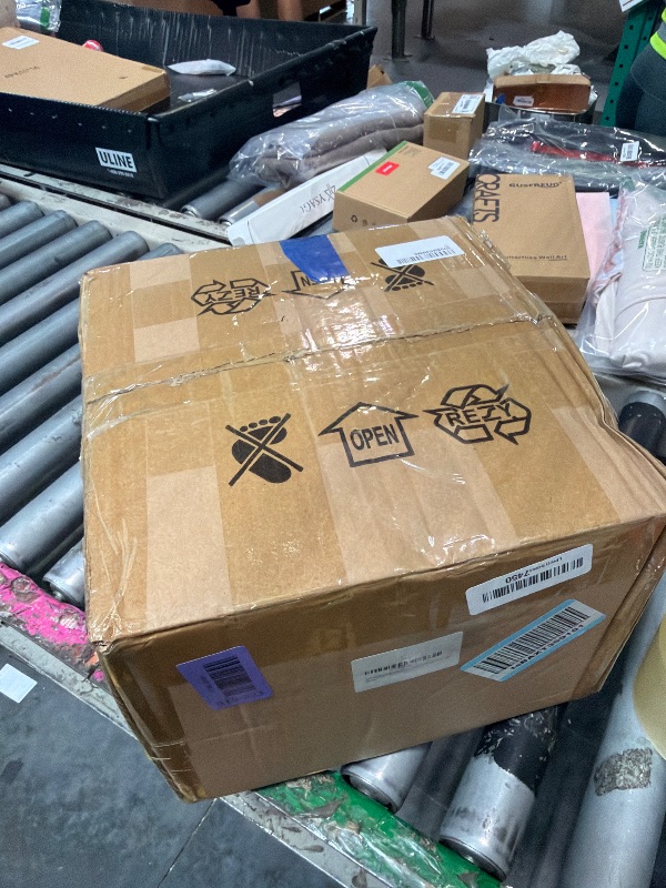 View 2 of [DAMAGED] Luxfairy Solar Post Light Black