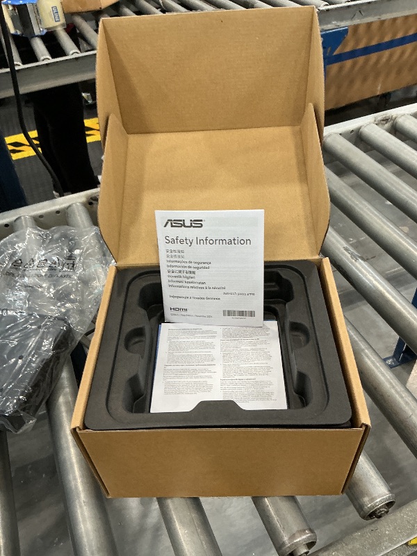 Photo 1 of ASUS NUC 15 Pro Slim Mini PC Barebones Kit