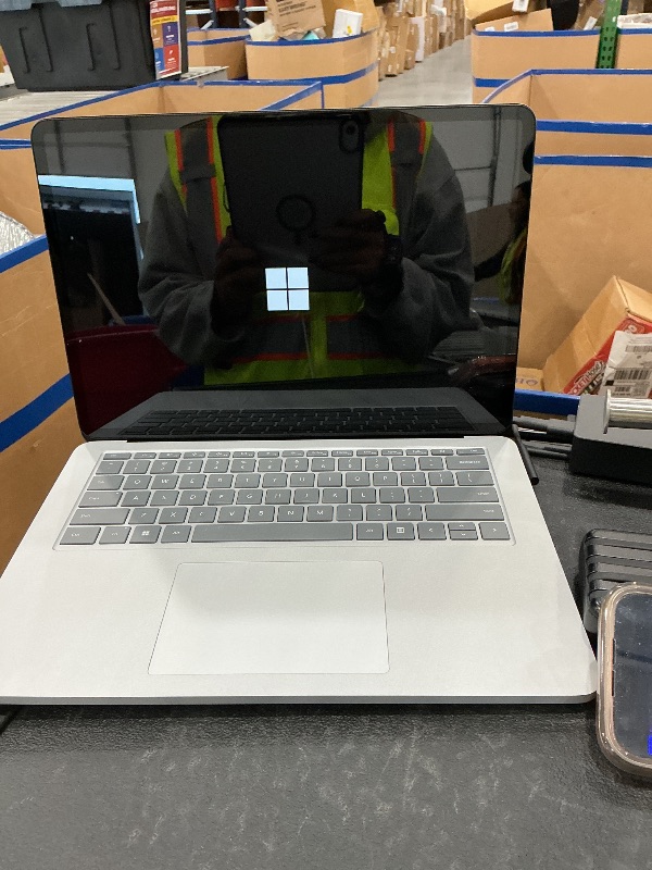 Photo 1 of Microsoft Surface Laptop Studio - 14.4" i7 32GB RAM 1TB SSD Platinum