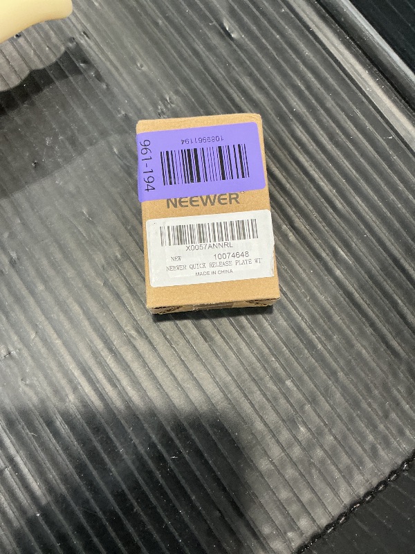 Photo 1 of Neewer 50mm Arca Swiss Quick Release Plate Clamp
