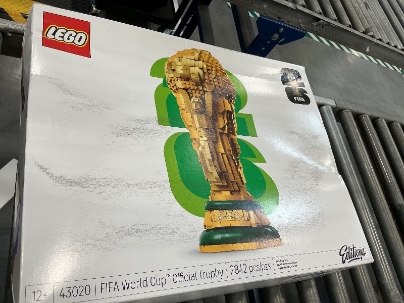 Photo 1 of LEGO FIFA World Cup Official Trophy Building Set 43020