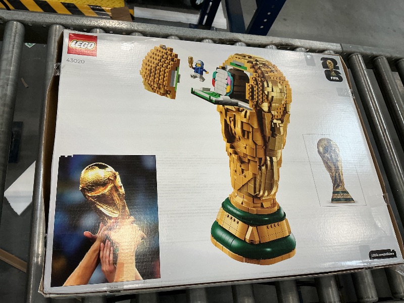 Photo 1 of LEGO FIFA World Cup Official Trophy Building Set 43020