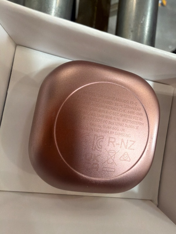 View 4 of Samsung Galaxy Buds Live True Wireless Earbuds PARTS ONLY