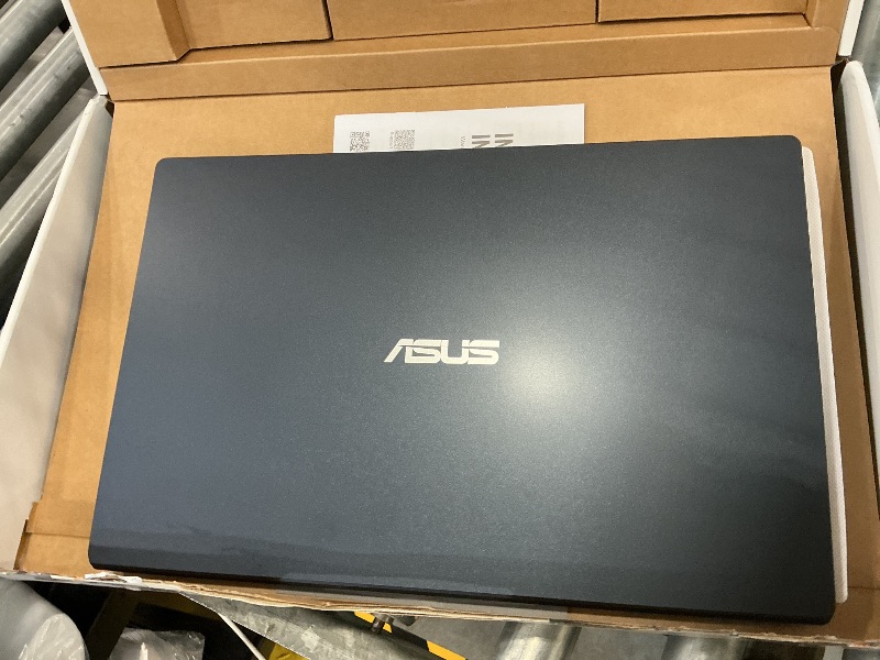 View 3 of ASUS 15.6" FHD Laptop - Intel Celeron N4020 - 4GB RAM - 128GB Storage - Star