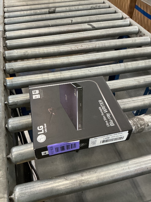 Photo 1 of LG External BDXL Blu-ray Drive WP50NB40