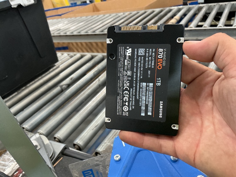View 3 of Samsung 870 EVO 1TB SATA III 2.5" Internal SSD