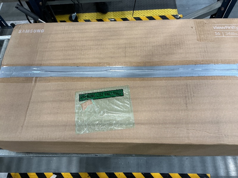 Photo 1 of Samsung Viewfinity S65UA 34-Inch Ultrawide QHD Curved Monitor
