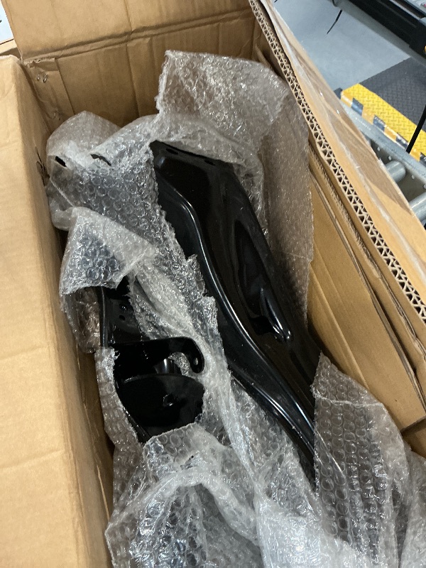 View 3 of Promrmr Rear Suspension Trailing Arm Set for Jeep Patriot/Compass