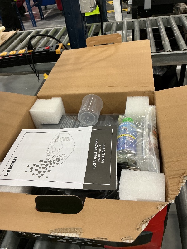 Photo 1 of Wisdomlit 400W Fog Bubble Machine