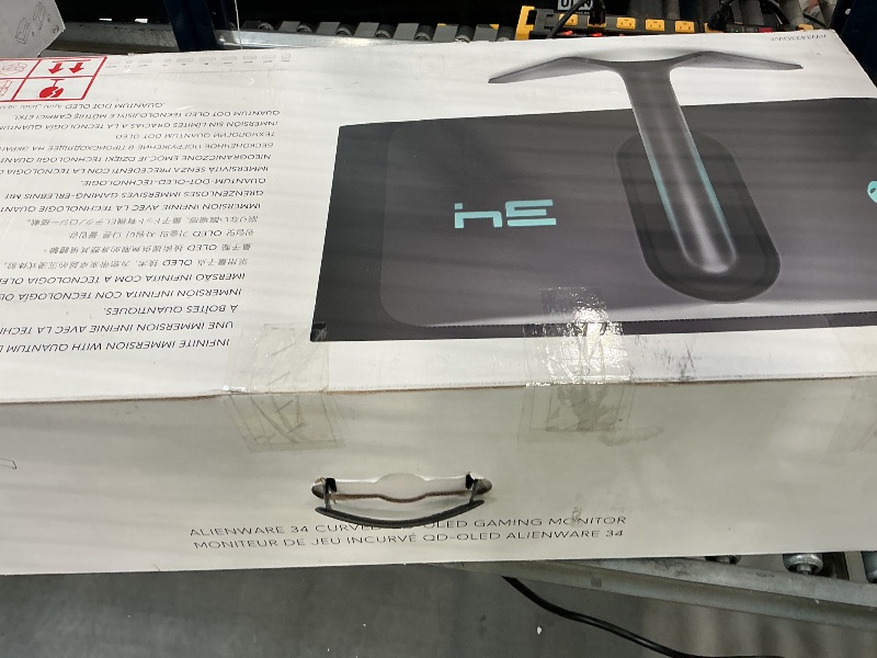 Photo 1 of Alienware AW3423DWF Curved QD-OLED Gaming Monitor - 34-inch Quantum Dot, 0.1Ms 165Hz 21:9, 99.3% DCI-P3 Color Gamut, VESA DisplayHDR, 400, AMD FreeSync Premium Pro - Black