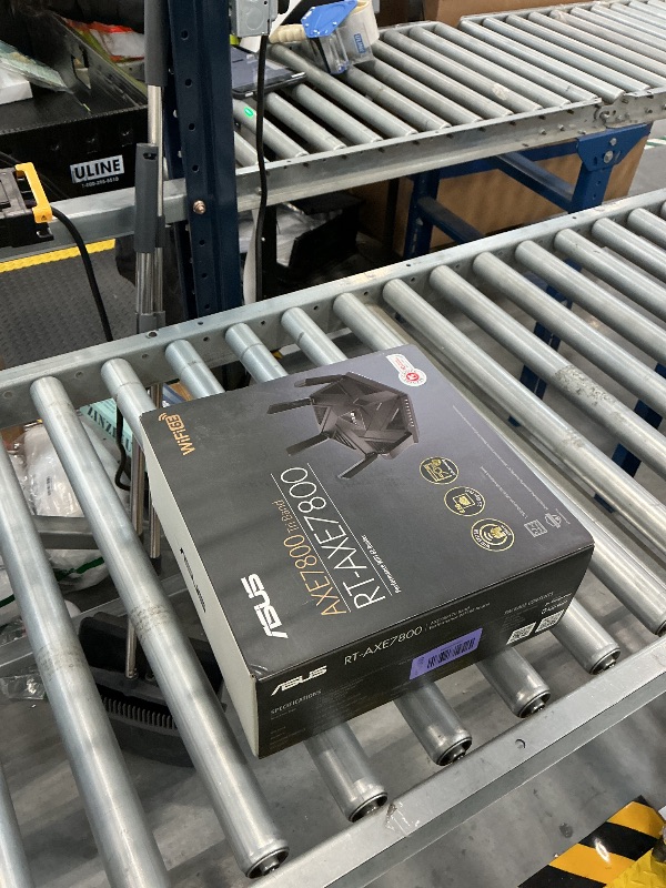 Photo 1 of ASUS RT-AXE7800 Tri-Band WiFi 6E Router