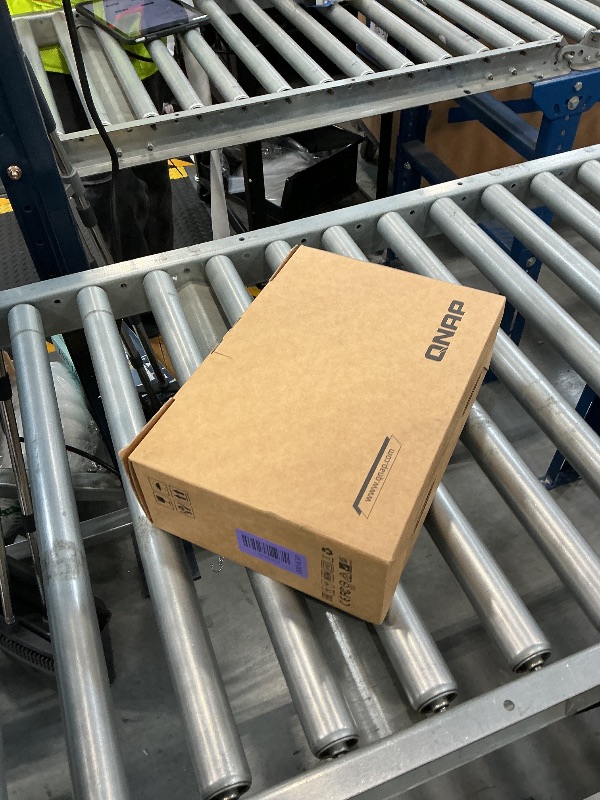 Photo 1 of QNAP TBS-464 4-Bay M.2 NVMe NASbook