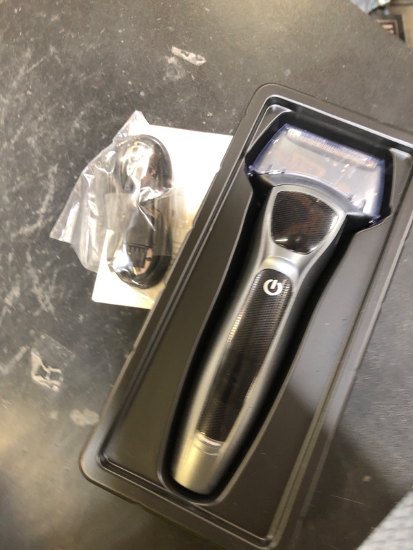 Photo 1 of Fndna Foil Shaver for Men, Cordless Waterproof