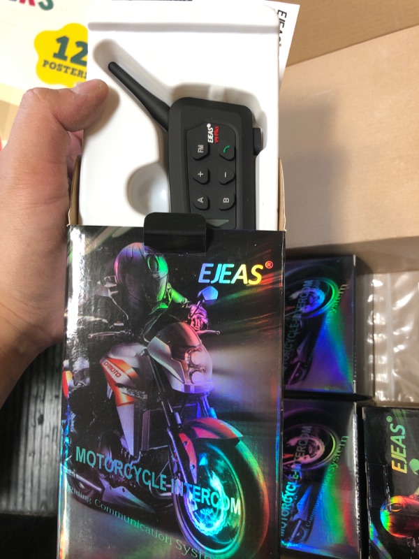 Photo 1 of GaiRen V4 Plus Motorcycle Bluetooth Intercom System (4 Pack)