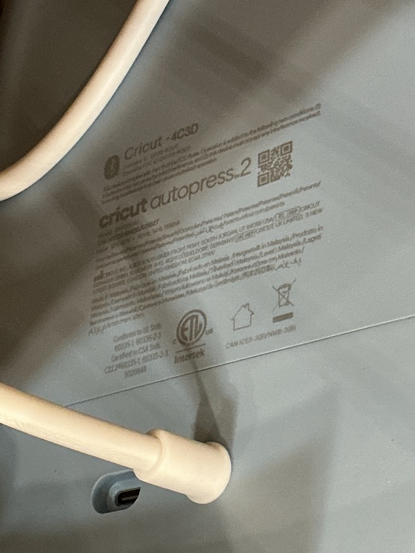 View 4 of **USED** Cricut AutoPress™ 2 15x15 Heat Press Machine for T Shirts & More