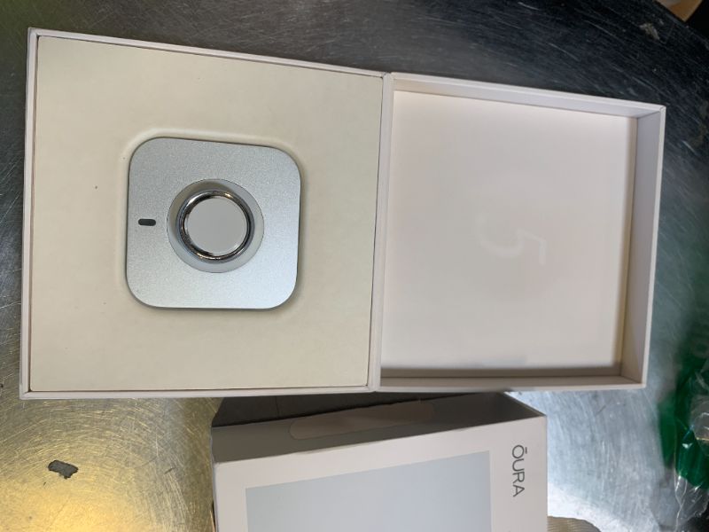 Photo 1 of OURA Ring 5 Smart Ring - Brushed Silver - Size 8