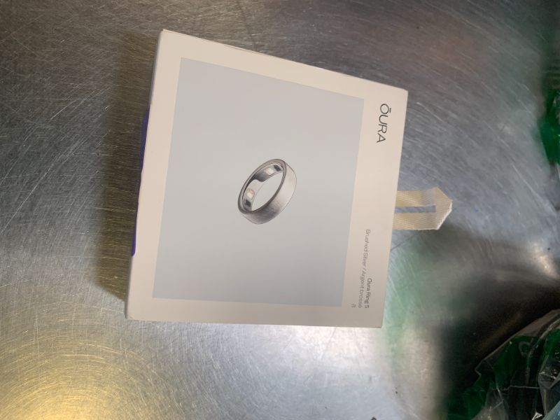 Photo 1 of OURA Ring 5 Smart Ring - Brushed Silver - Size 8