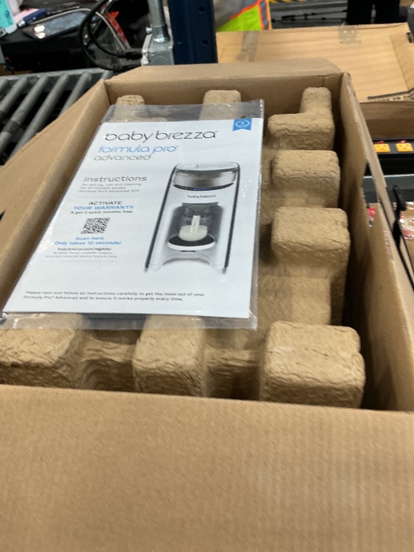 View 3 of FOR PARTS, DOES NOT FUNCTION ***Baby Brezza Formula Pro Advanced Formula Dispenser & Bottle Maker
