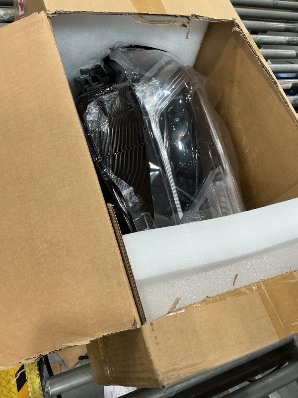 View 2 of Nakkaa Right Headlight Assembly for Forester 2022-2024