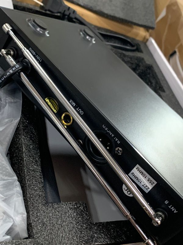 View 3 of **PARTS ONLY** MicrocKing Wireless Microphone System Dynamic Handheld Microphones,150 Ft Operating Range,16 Hours Continuous Use,Ideal for Karaoke, Party, DJ, Church, Wedding, Indoor/Outdoor Activities
