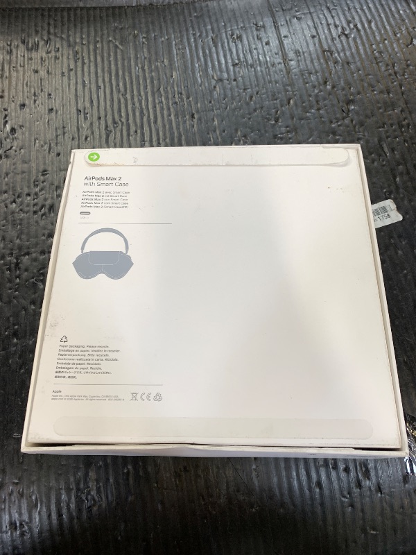 Photo 1 of Apple AirPods Max 2 Wireless Over-Ear Headphones – MidnightLPNPMGK2824883
