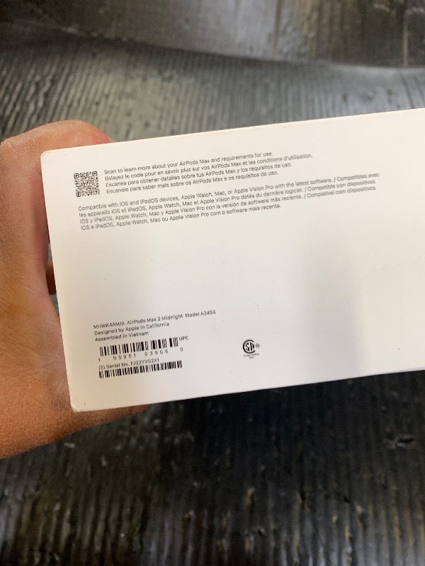 Photo 1 of Apple AirPods Max 2 Wireless Over-Ear Headphones – MidnightLPNPMGK2824883
