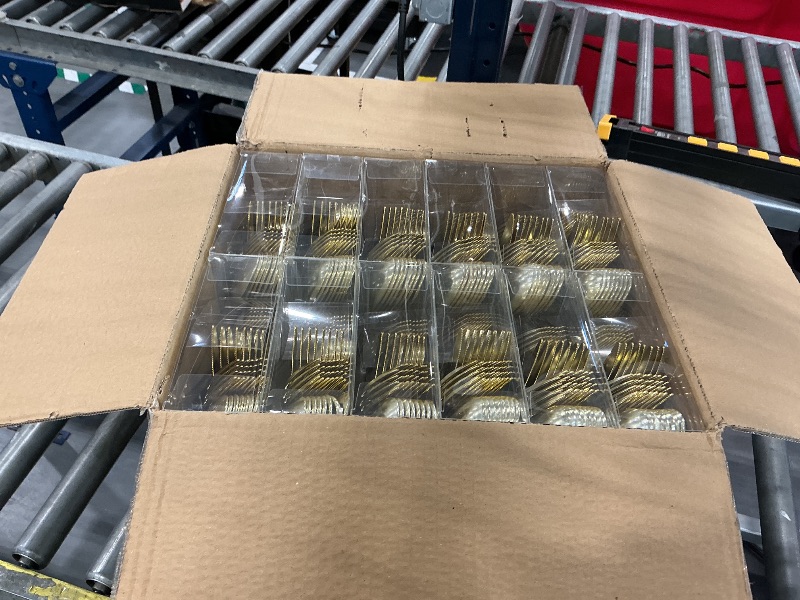 Photo 1 of Sharp Plates White/Gold Rim 10" - Case of 120 (12 packs x 10)