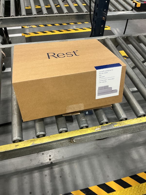 Photo 1 of REST Evercool+ Cooling Sheet Set, King