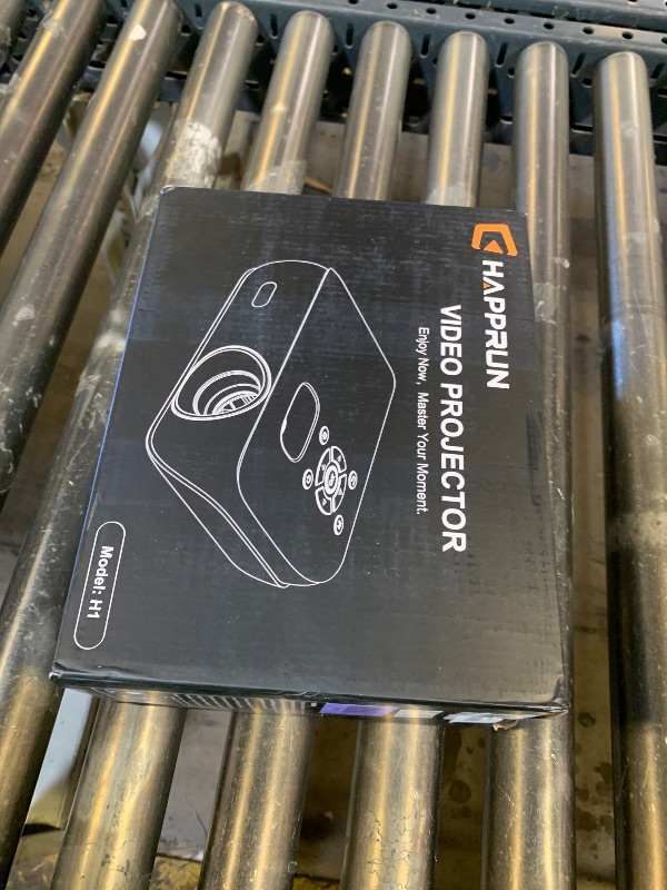Photo 1 of HAPPRUN Native 1080P Outdoor Smart Projector