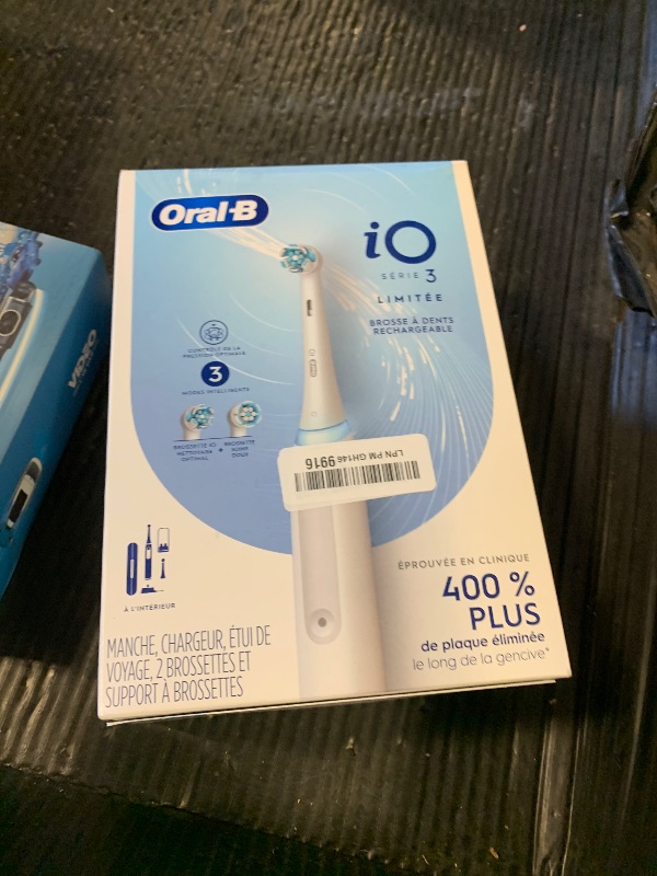 Photo 1 of Oral-B iO3 Limited Deep Clean Electric Toothbrush