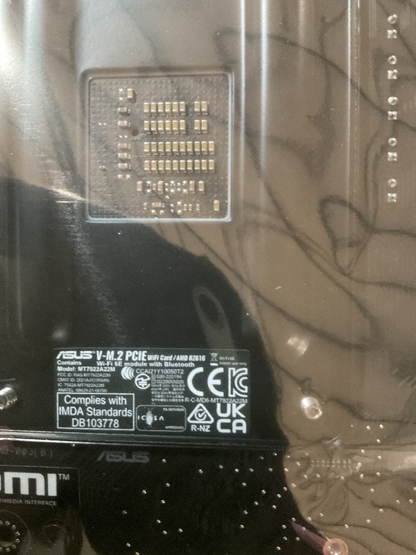 View 5 of Asus ROG Strix B550-F Gaming WiFi II AMD AM4 (3rd Gen Ryzen) ATX DDR4 Gaming Motherboard (PCIe 4.0,WiFi 6E, 2.5Gb LAN, BIOS Flashback, HDMI 2.1, Addressable Gen 2 RGB Header and Aura Sync)