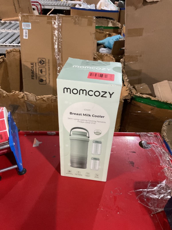 View 3 of ***LIKE NEW/OPEN BOX***
Momcozy 22oz Portable Breast Milk Cooler