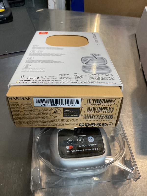 View 3 of JBL Live Beam 3 True Wireless Noise-Cancelling Earbuds