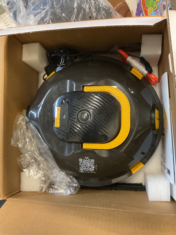 Photo 1 of Ezioov Y20 Cordless Robotic Pool Cleaner