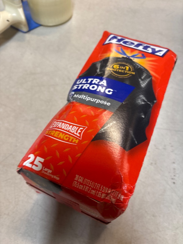 Photo 1 of Hefty Ultra Flex 30 Gal. Large Trash Bags with Drawstring 25 ct (Pack of 6)