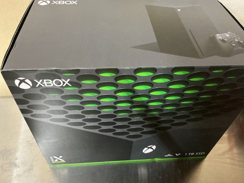 Photo 1 of Xbox Series X - Gaming Console - 1TB SSD - Includes Wireless Controller - 4K Gaming - 120FPS - Carbon Black