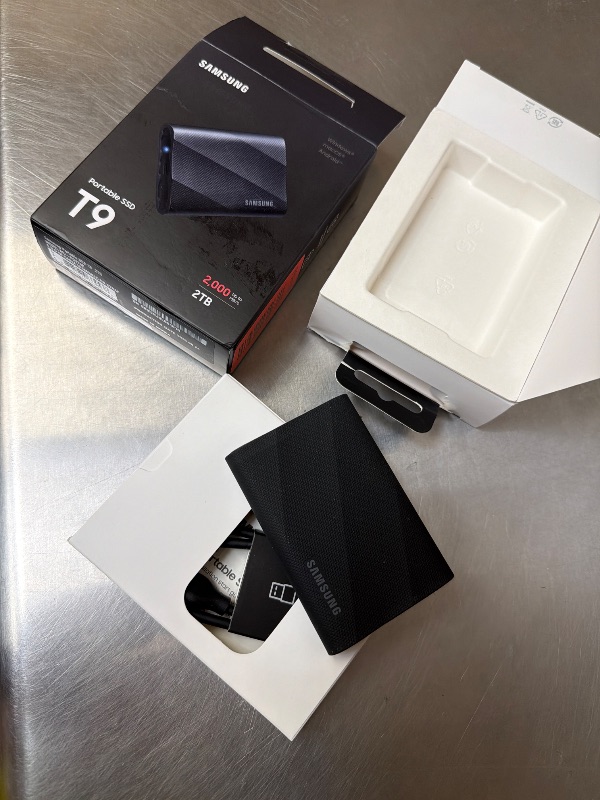 View 4 of Samsung T9 Portable SSD 2TB, USB 3.2 Gen 2x2 External SSD, Up to 2,000 MB/s