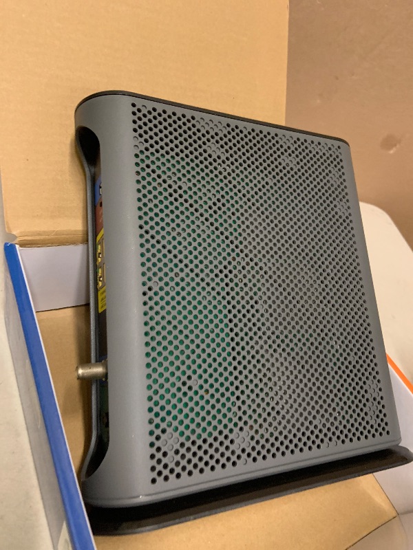 Photo 1 of ARRIS SURFboard G36 DOCSIS 3.1 Modem & Wi-Fi 6 Router