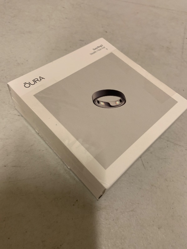 Photo 1 of OURA Ring 5 Smart Ring - Stealth - Size 9