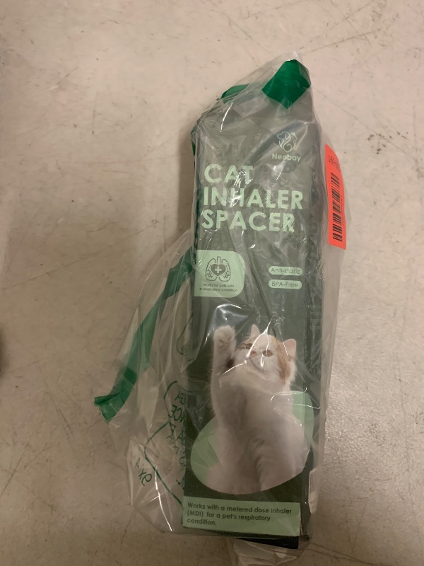 Photo 1 of Neobay Cat Inhaler Spacer - Green