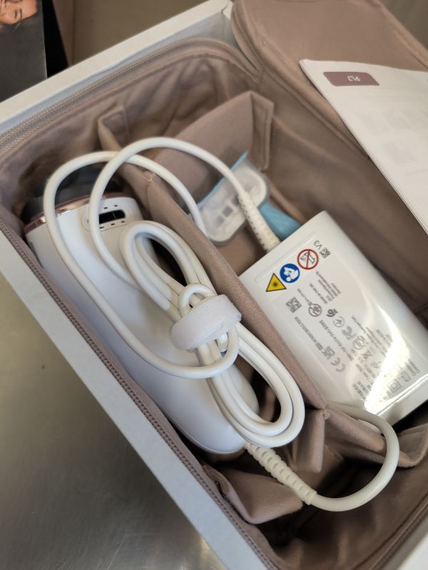 View 2 of Braun Skin i-Expert Smart IPL PL7219 at Home Laser Hair Removal for Women and Men with App, Premium Pouch, Venus Razor, 2 Smart Heads, Facial Trimmer