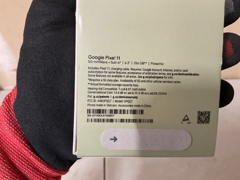 Photo 1 of Google Pixel 11 - Unlocked Smartphone, Gemini - 256 GB - Pistachio